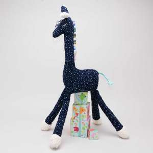 Gisela die Giraffe - Sternchen auf dunkelblau